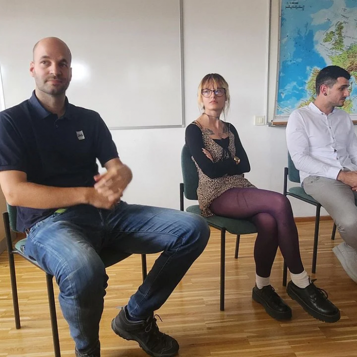 Nik Rus Shines at Round Table Discussion on Future Technologies