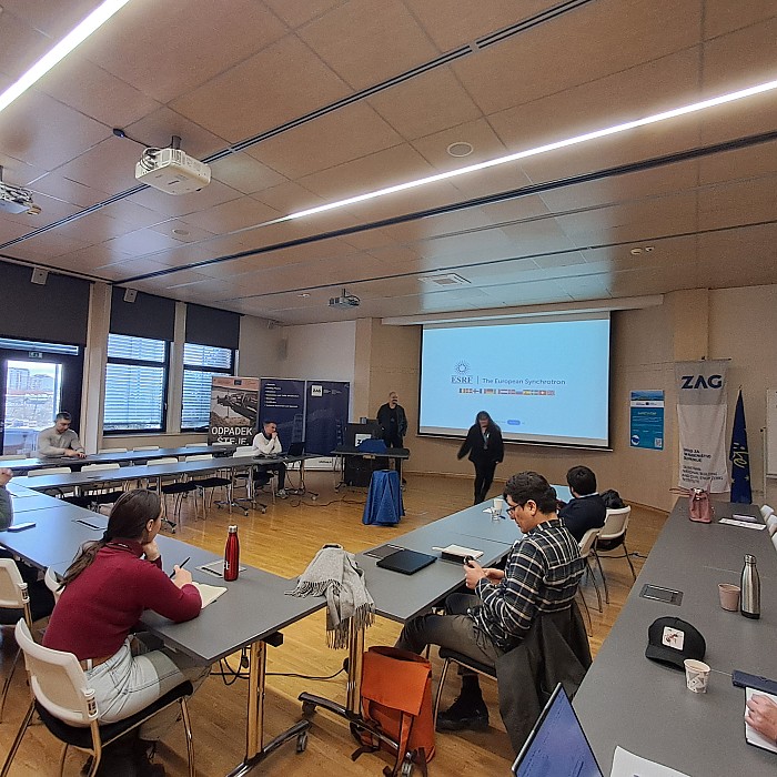 Synchrotron Imaging and Battery Safety