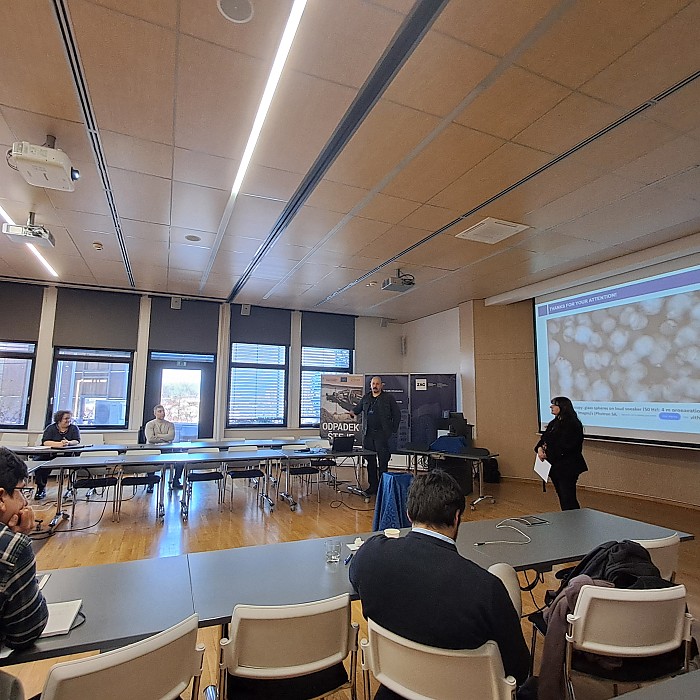 Synchrotron Imaging and Battery Safety