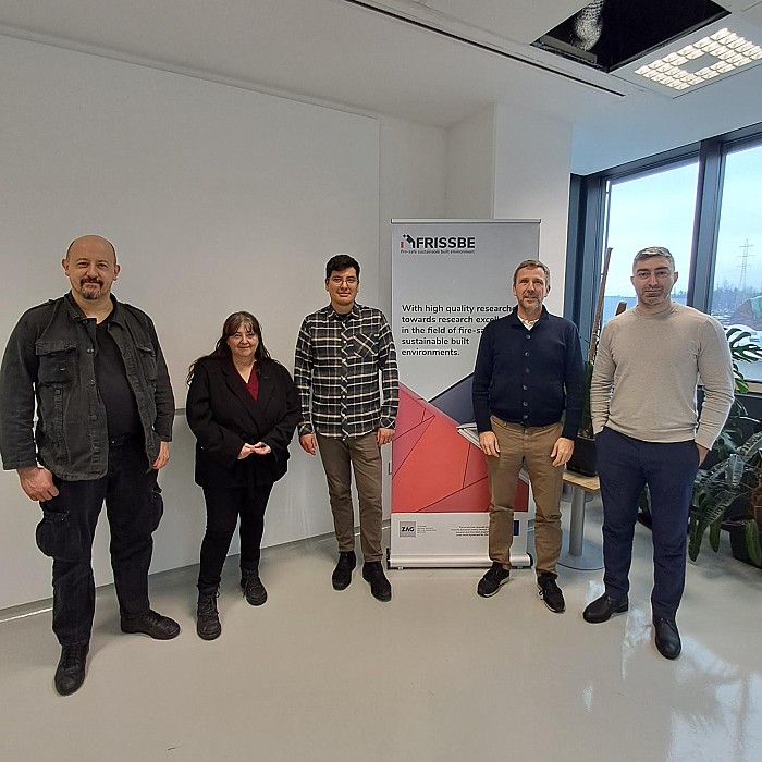 Synchrotron Imaging and Battery Safety